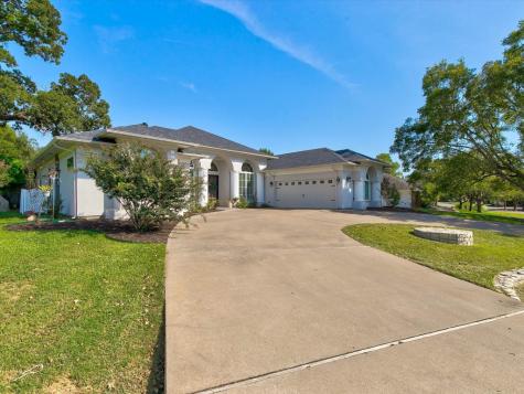 6408 Buena Vista Drive Granbury TX 76049