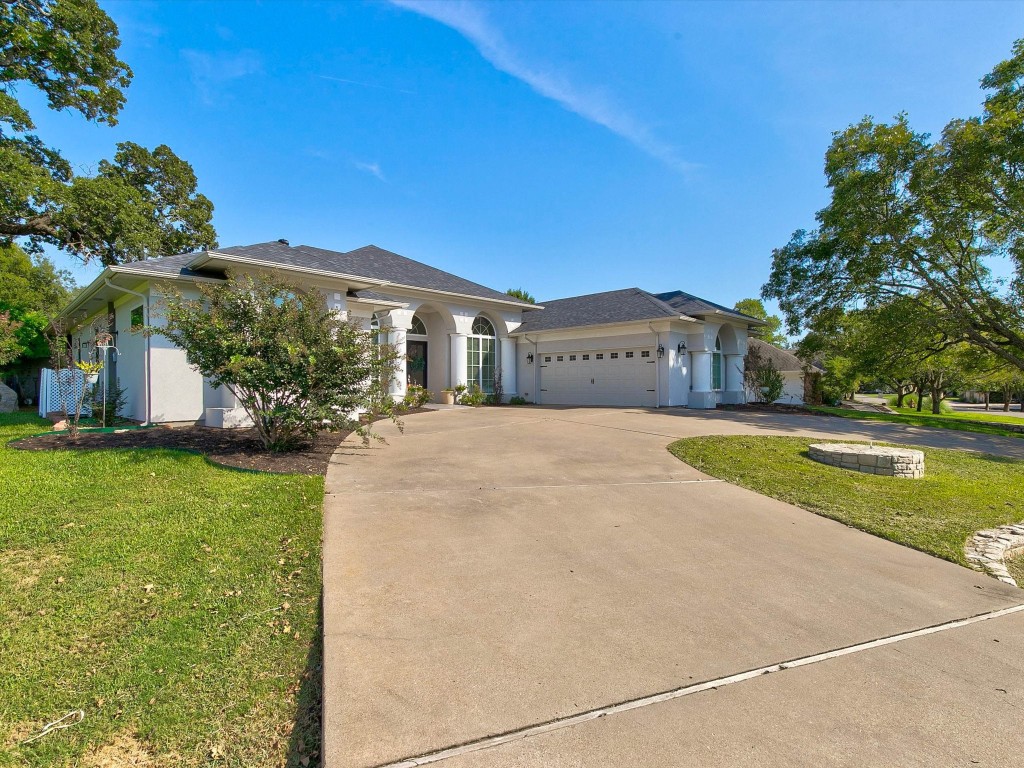 6408 Buena Vista Drive Granbury TX 76049