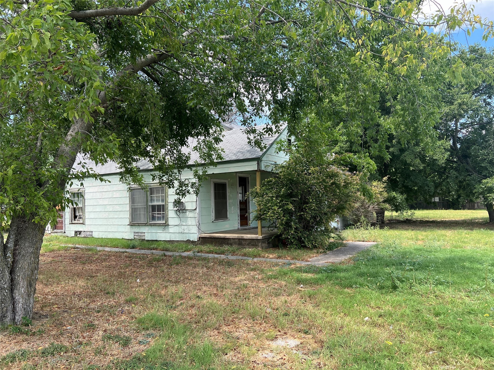 501 N Miller Street Decatur TX 76234