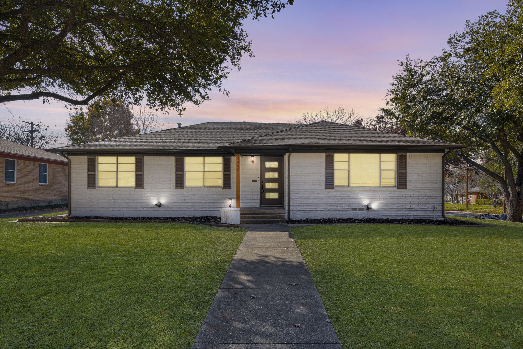 2506 Dorrington Drive Dallas TX 75228