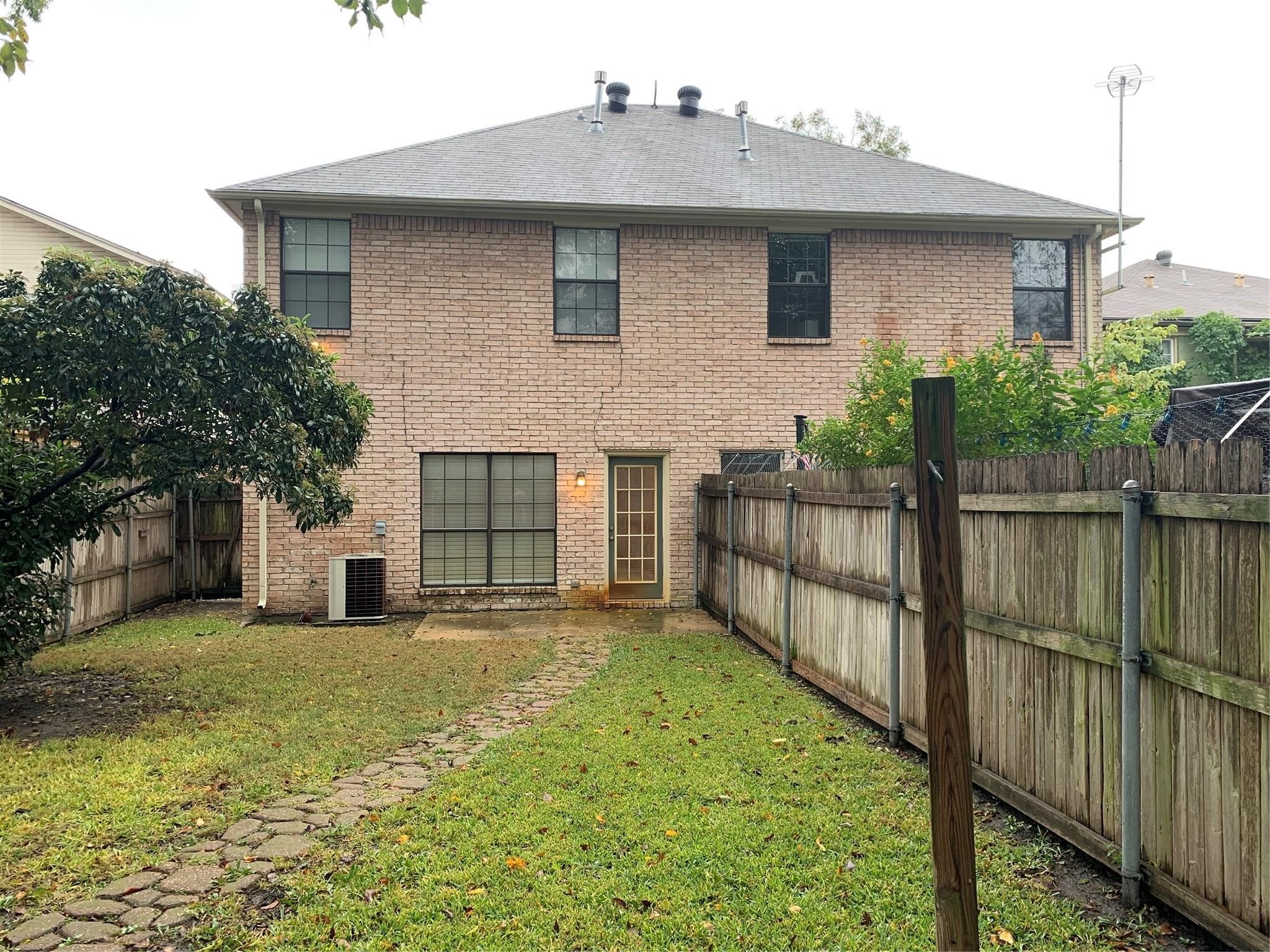 6013 Lewis Street Dallas TX 75206
