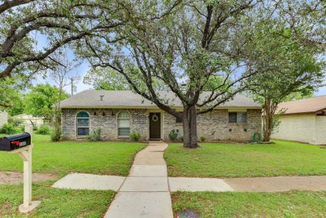 3302 Country Lane Grand Prairie TX 75052