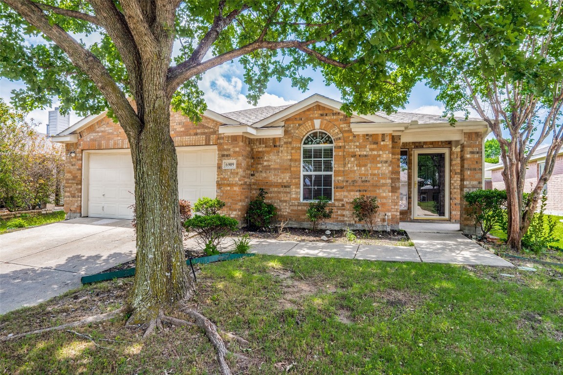 6909 Columbia Falls Drive Mckinney TX 75070
