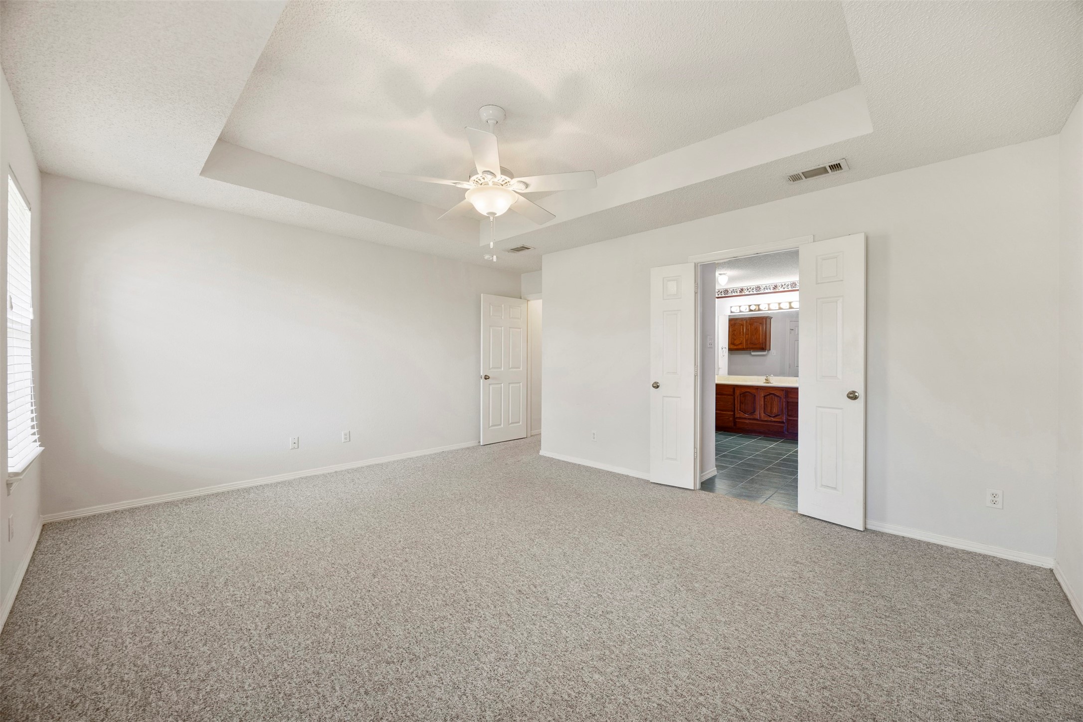 302 Blue Ribbon Road Waxahachie TX 75165