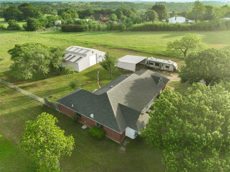 302 Blue Ribbon Road Waxahachie TX 75165