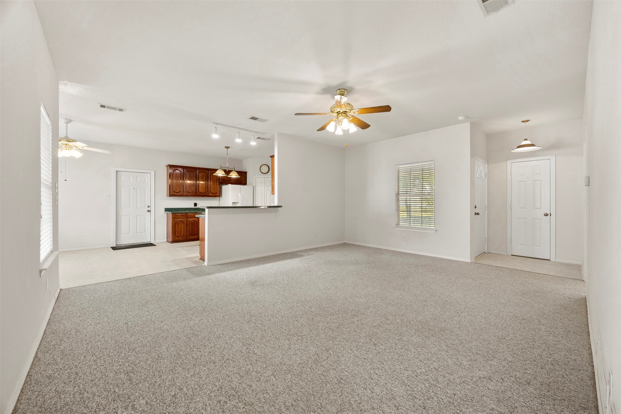 302 Blue Ribbon Road Waxahachie TX 75165