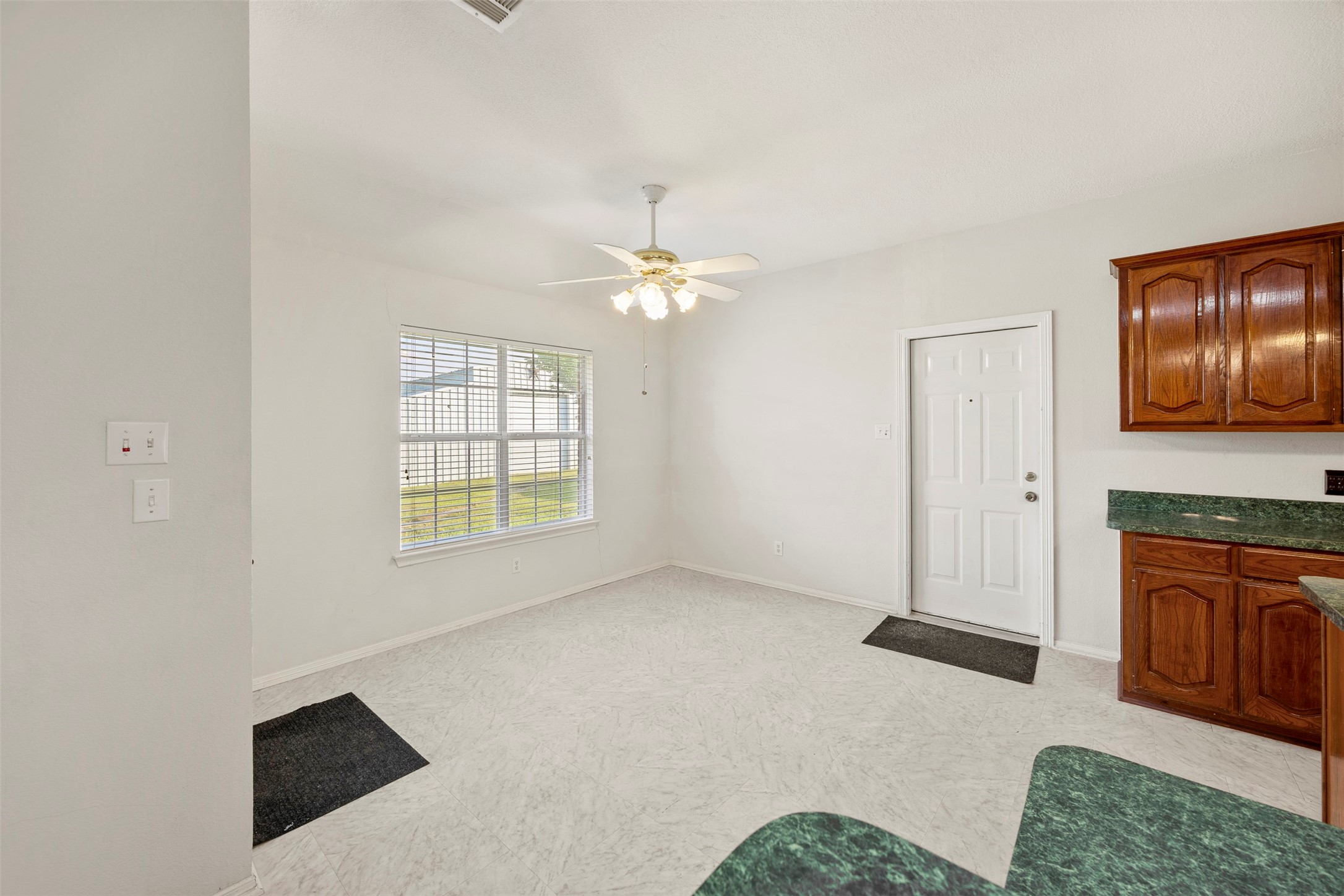 302 Blue Ribbon Road Waxahachie TX 75165