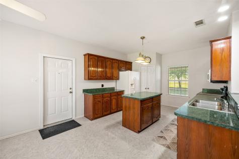 302 Blue Ribbon Road Waxahachie TX 75165