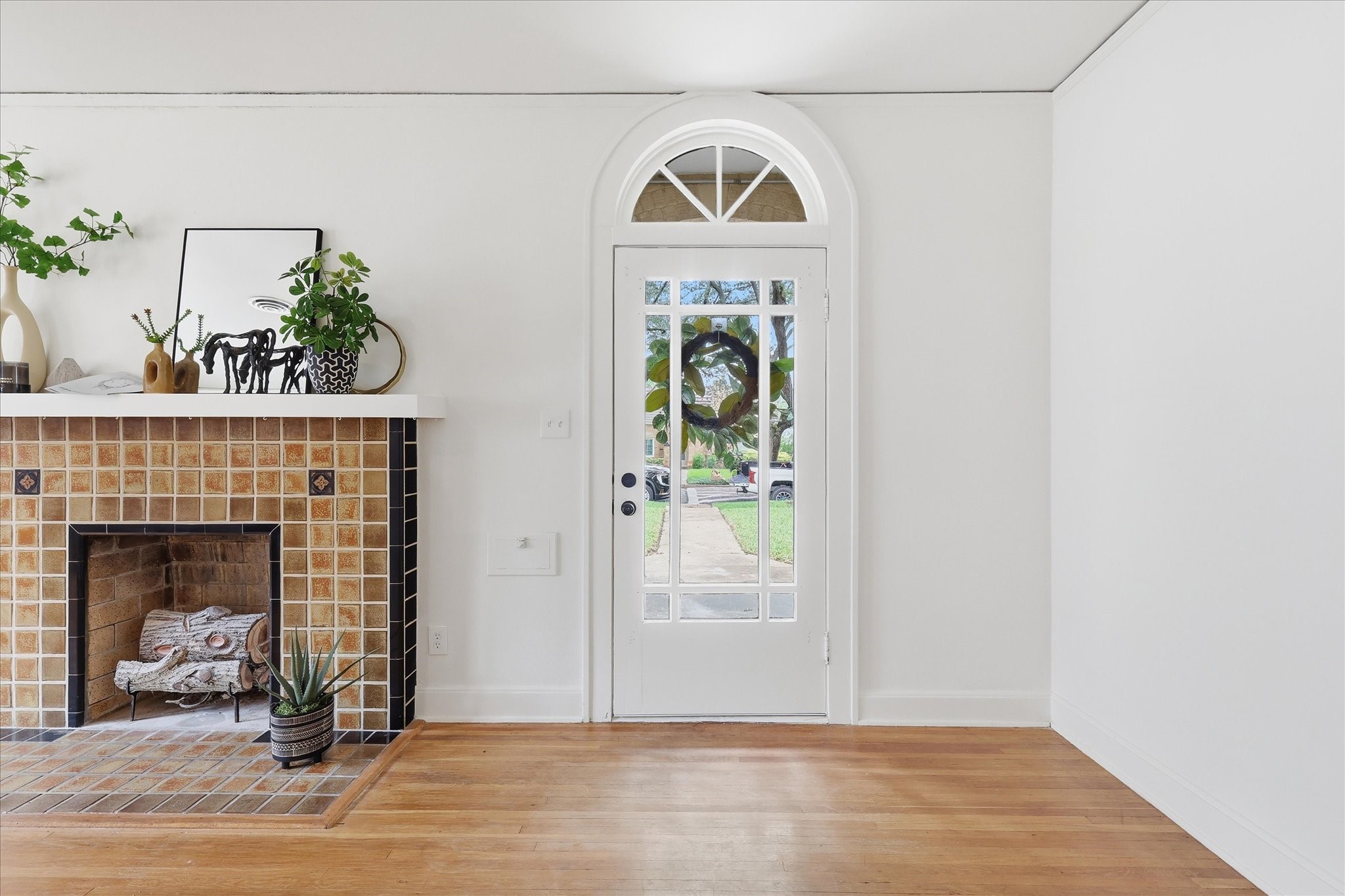 2701 Waits Avenue Fort Worth TX 76109