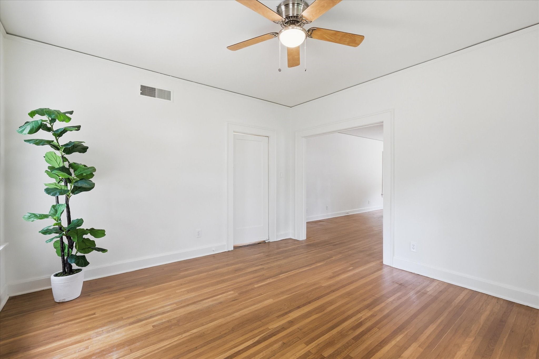 2701 Waits Avenue Fort Worth TX 76109