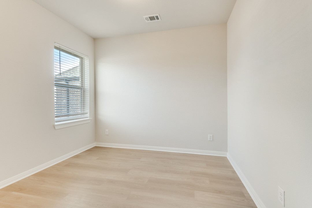 704 Yellow Warbler Way Arlington TX 76005