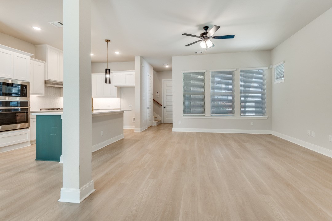 704 Yellow Warbler Way Arlington TX 76005