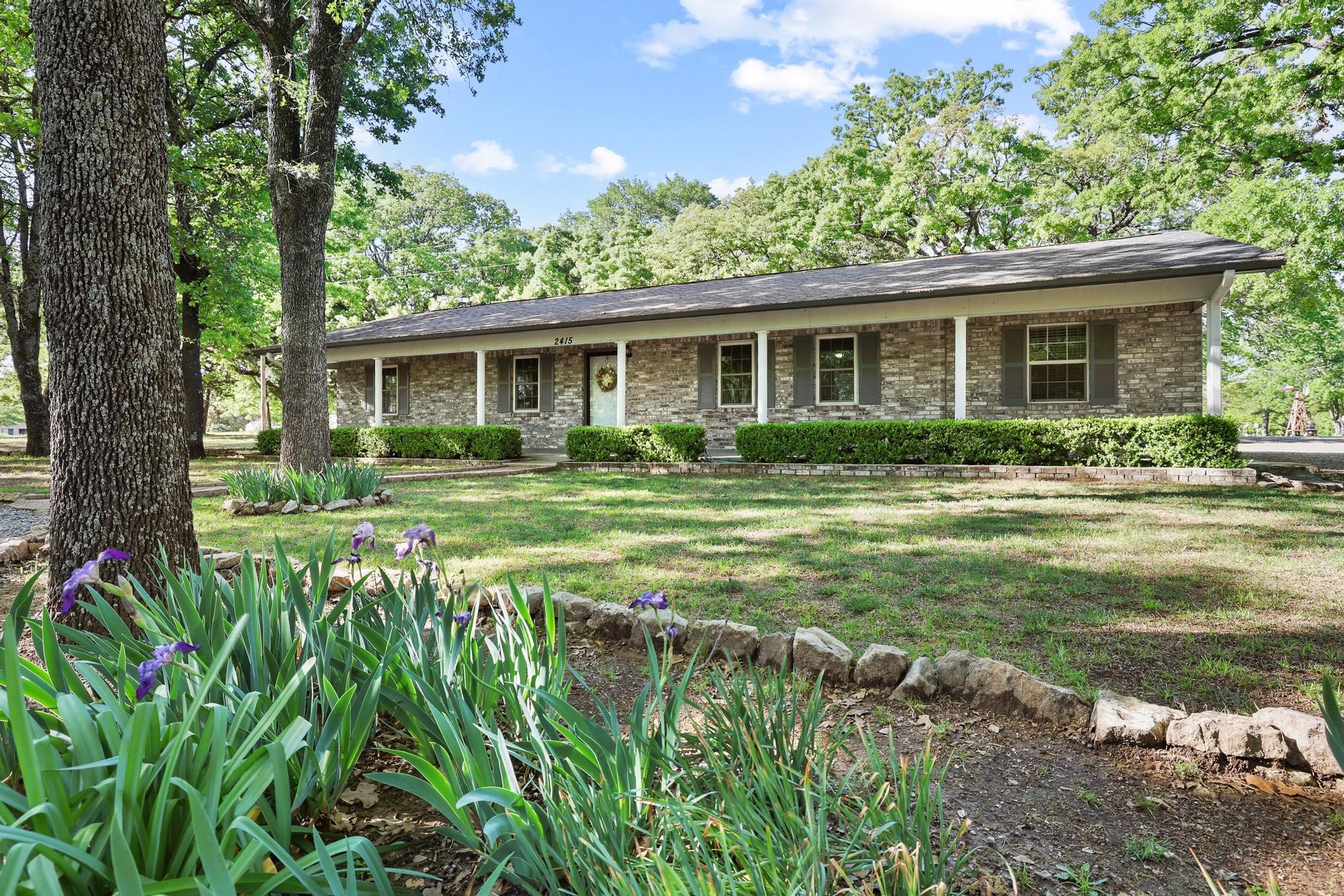 2415 N Shore Drive Bonham TX 75418