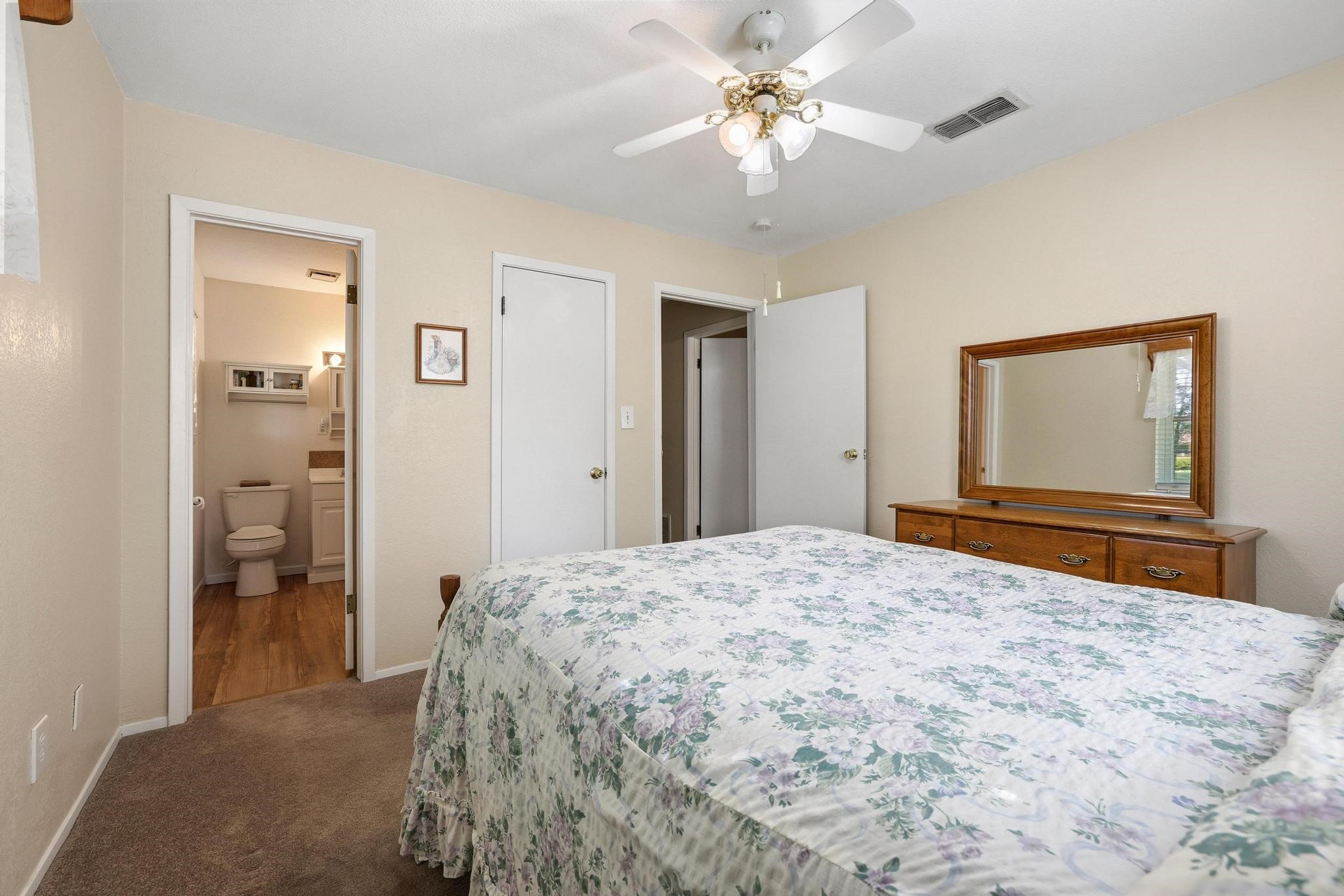 2415 N Shore Drive Bonham TX 75418