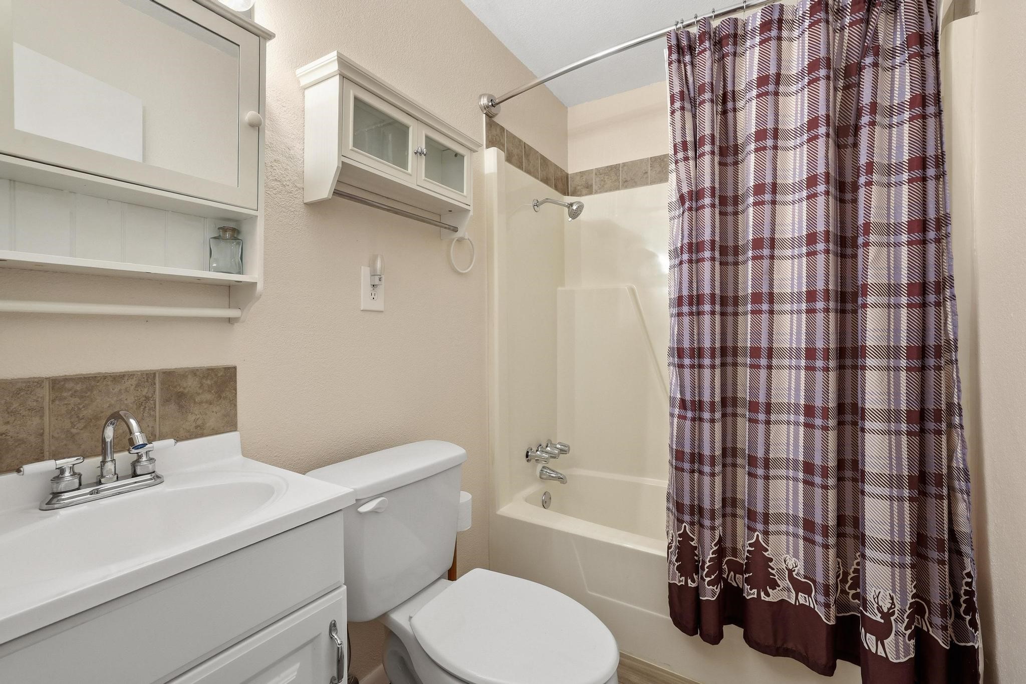 2415 N Shore Drive Bonham TX 75418