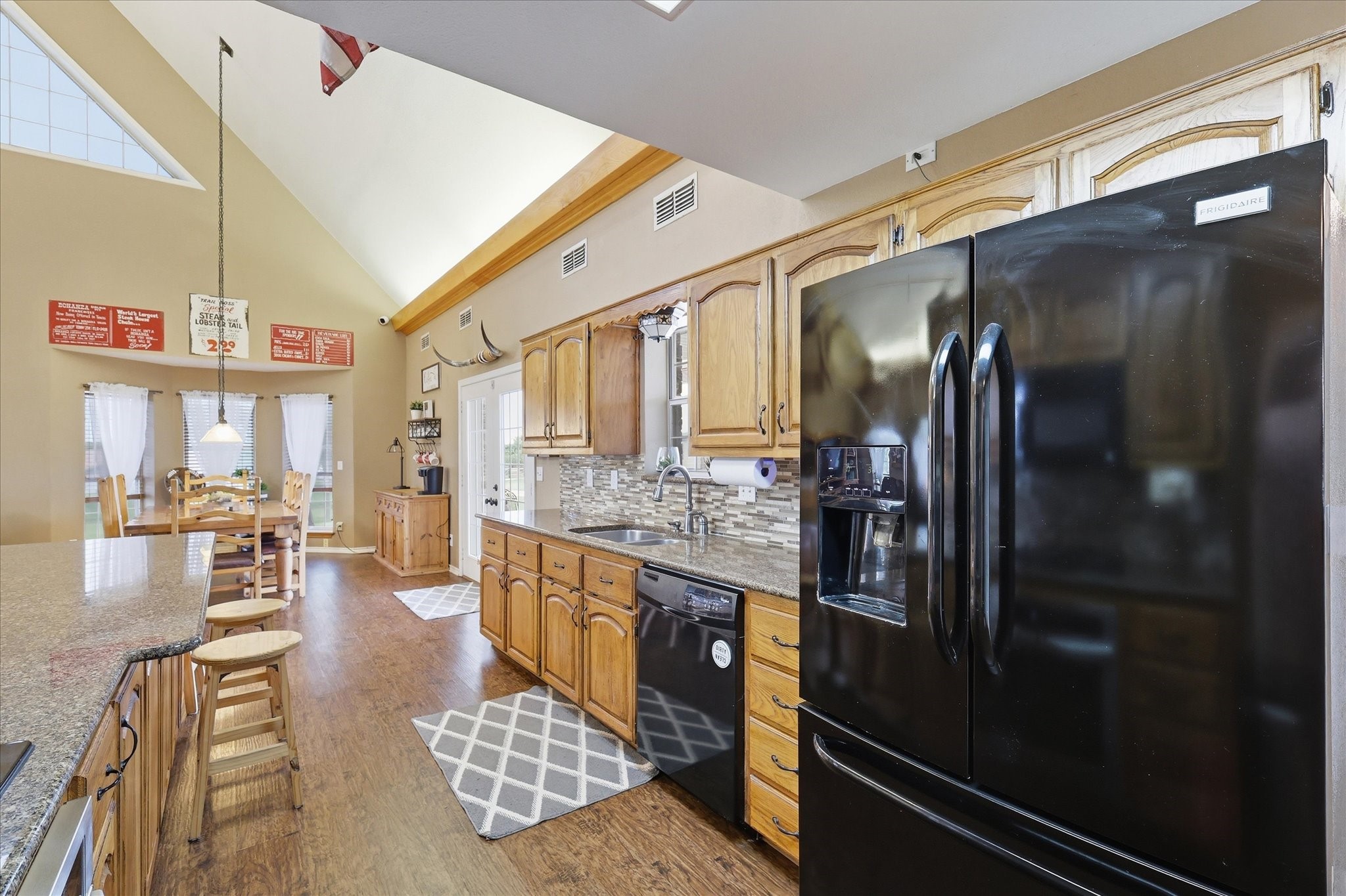 421 County Road 3342 Paradise TX 76073
