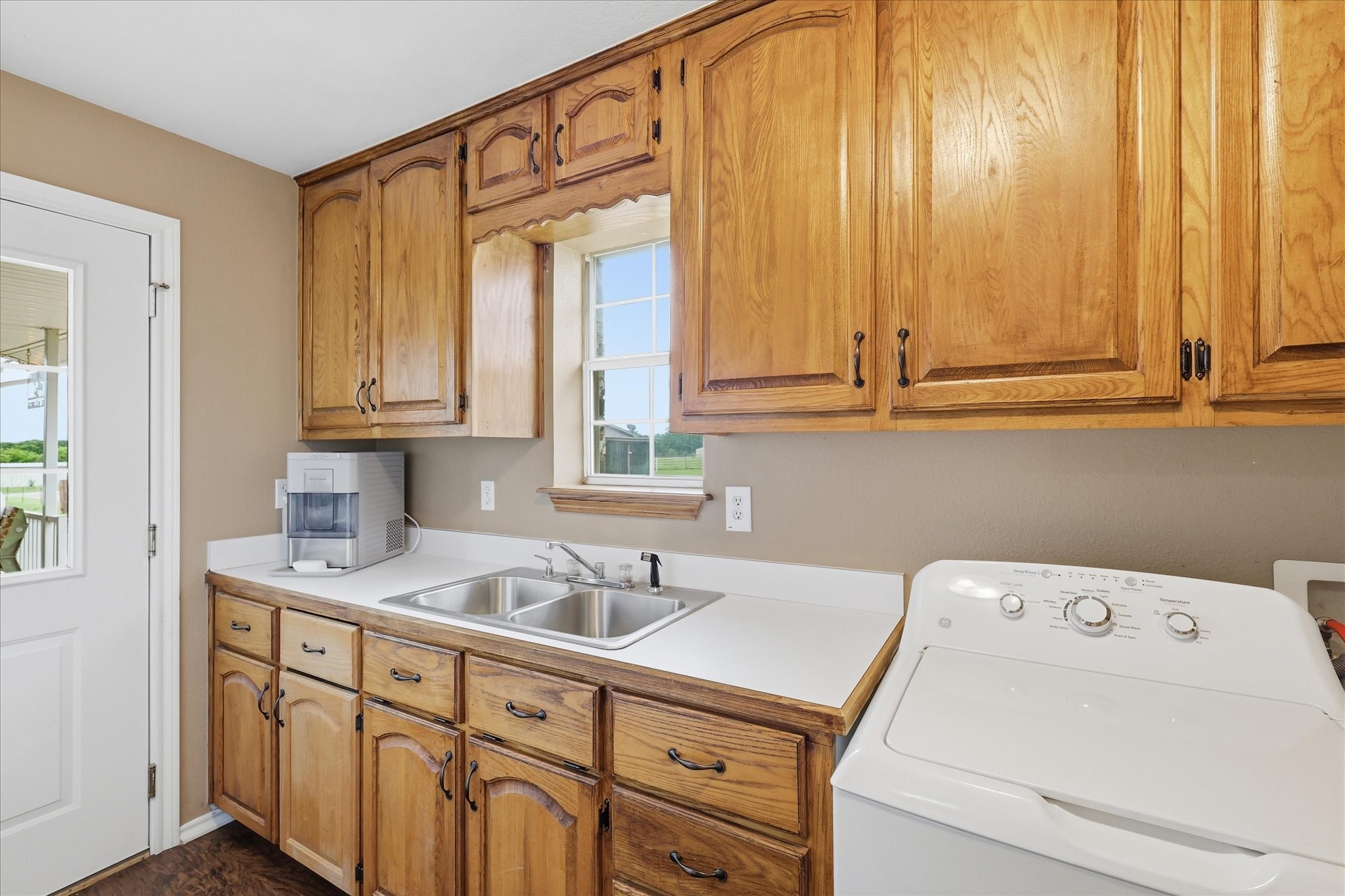 421 County Road 3342 Paradise TX 76073