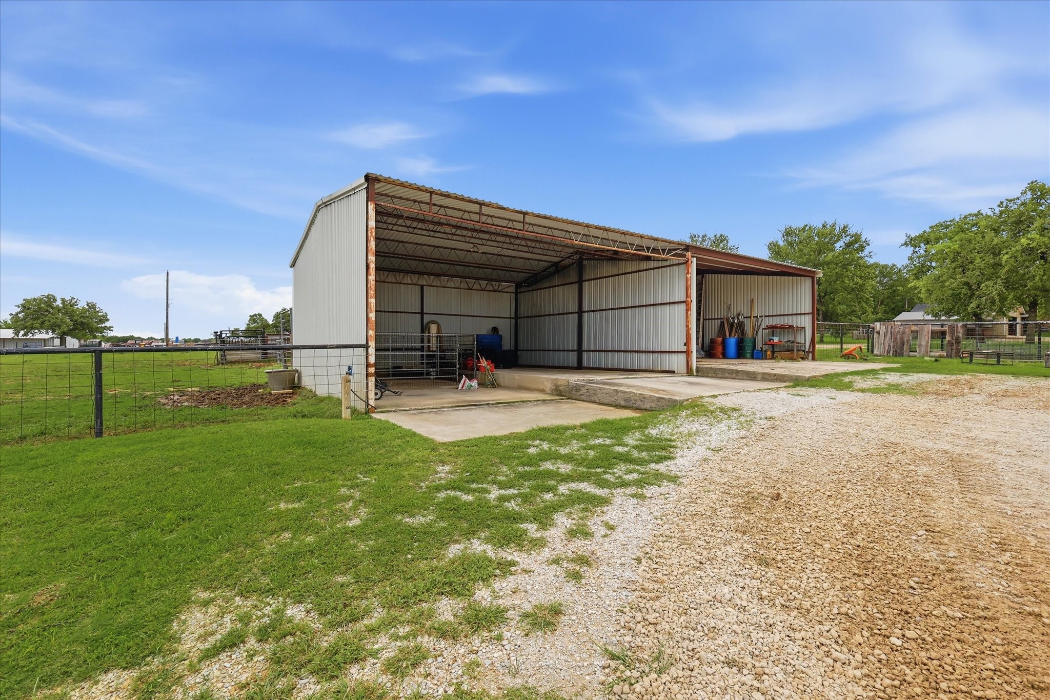 421 County Road 3342 Paradise TX 76073