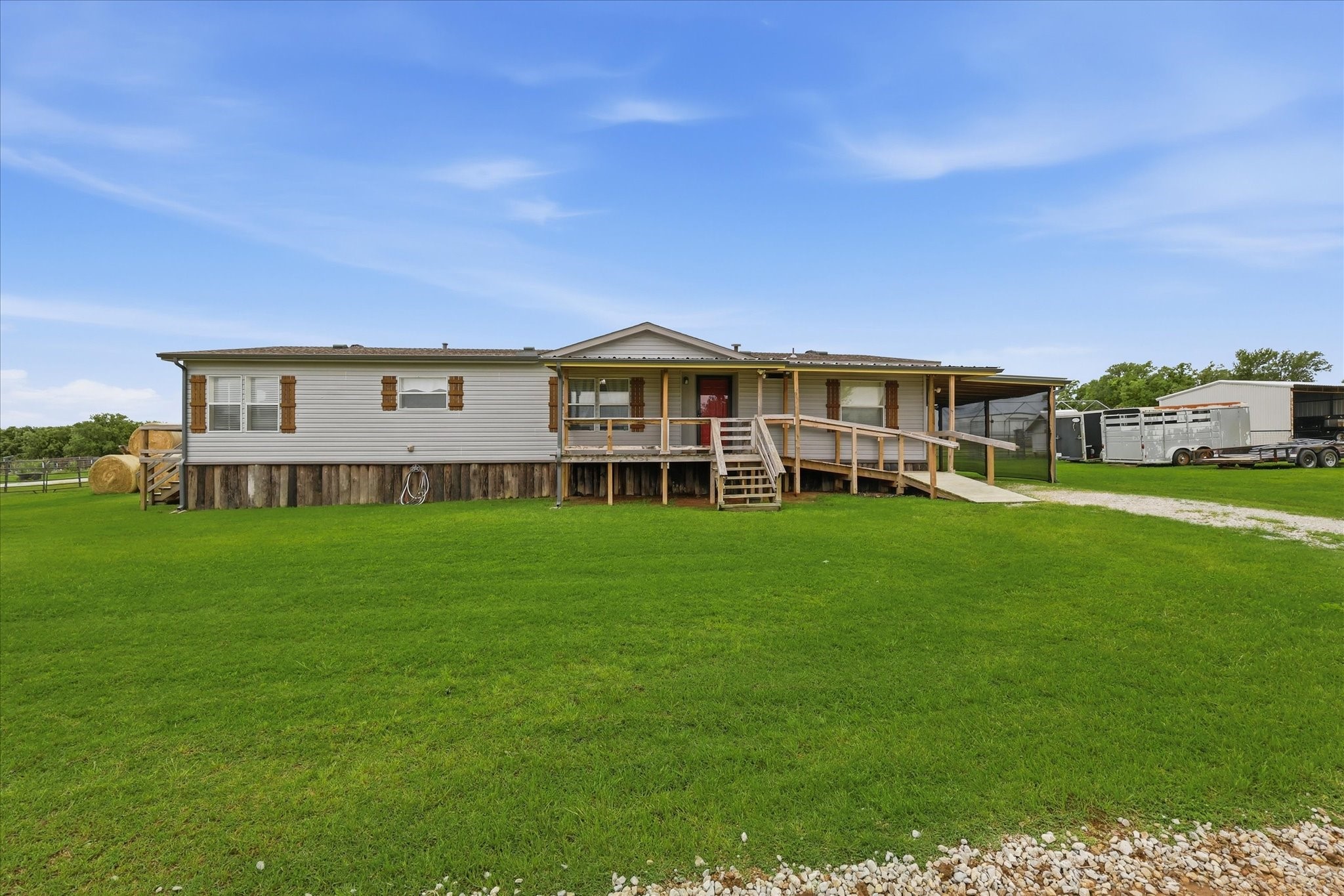 421 County Road 3342 Paradise TX 76073