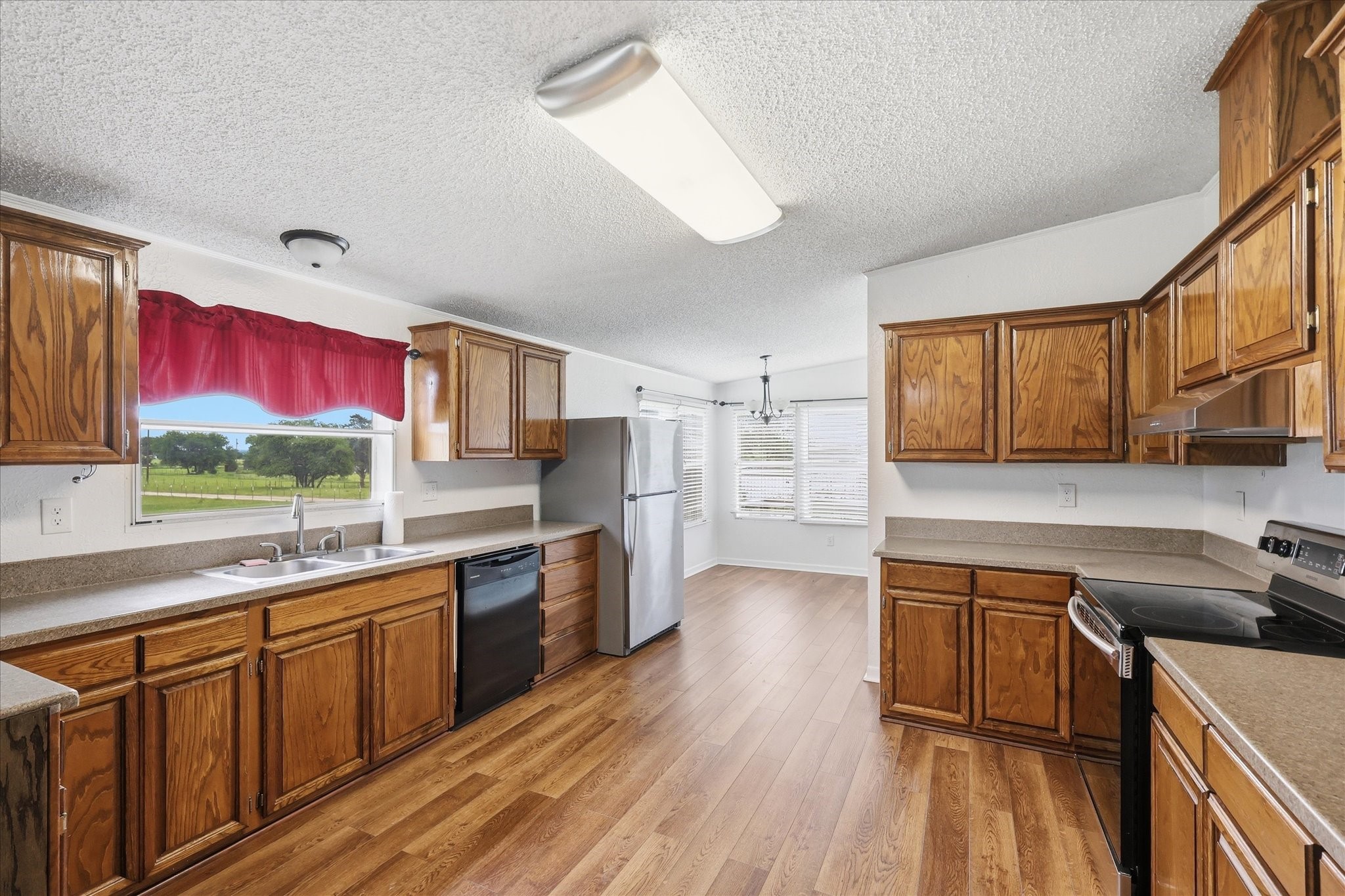 421 County Road 3342 Paradise TX 76073