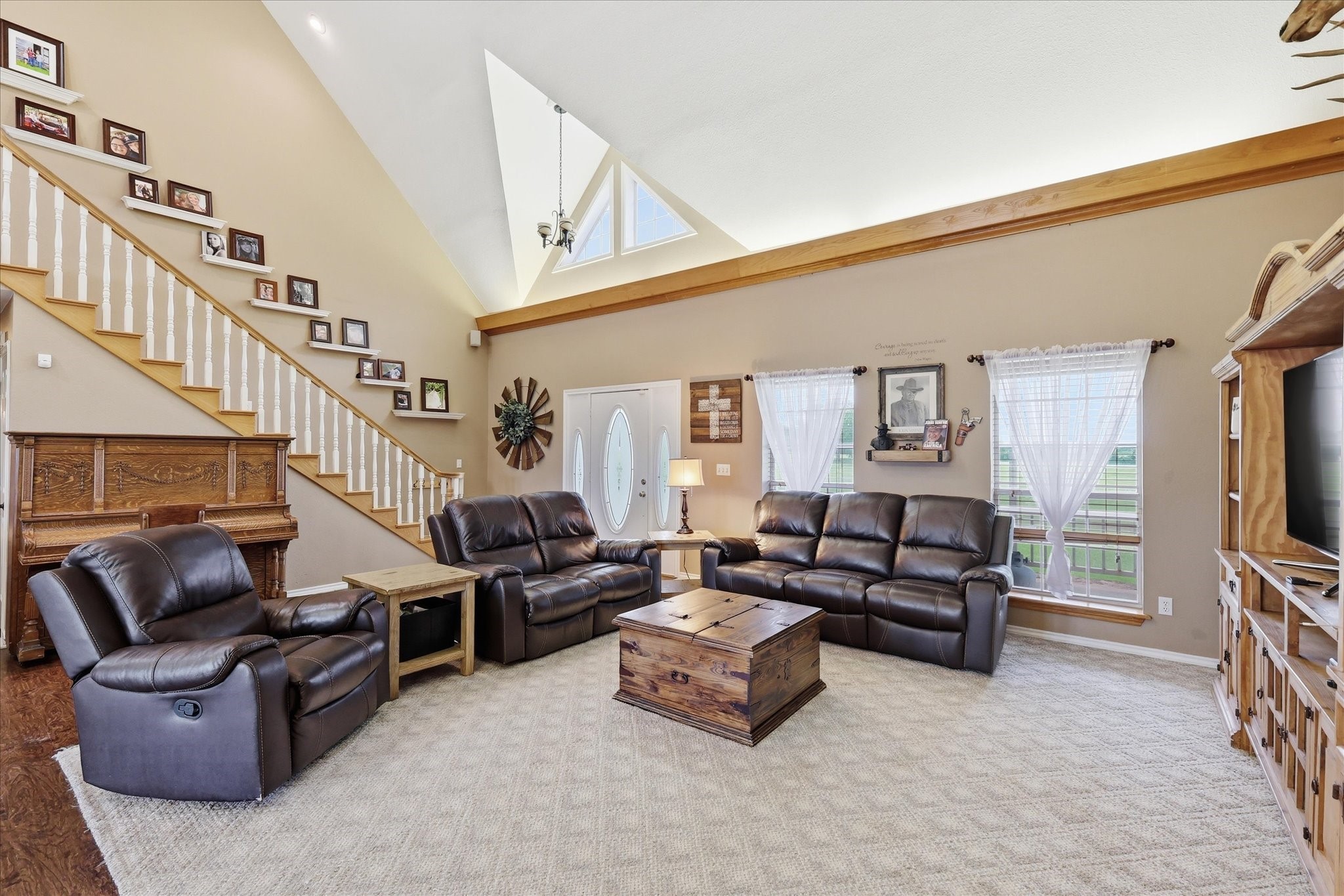421 County Road 3342 Paradise TX 76073