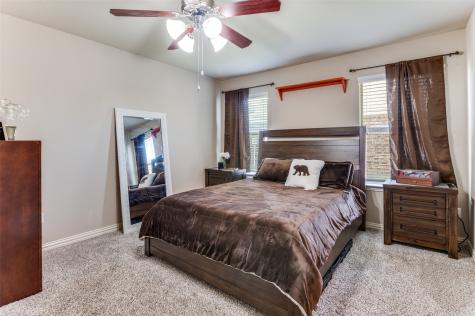 203 Commonwealth Circle Waxahachie TX 75165