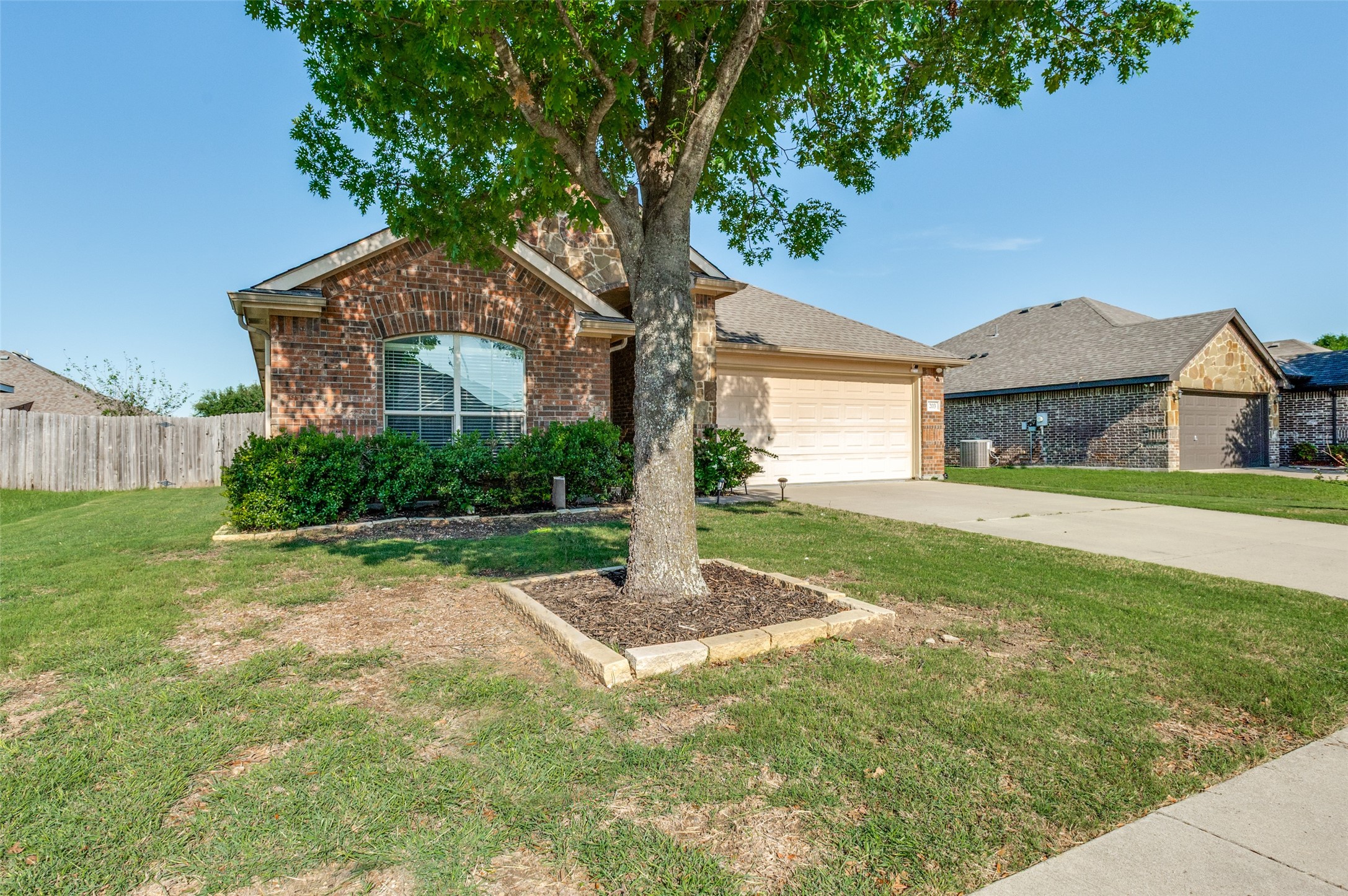 203 Commonwealth Circle Waxahachie TX 75165