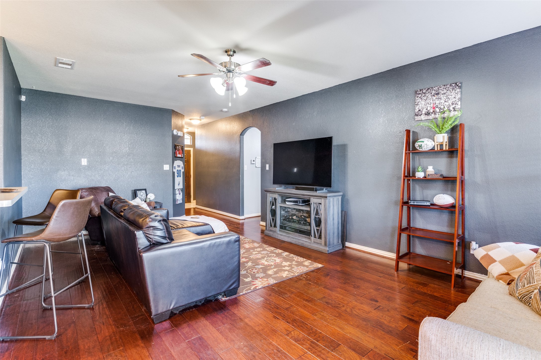 203 Commonwealth Circle Waxahachie TX 75165