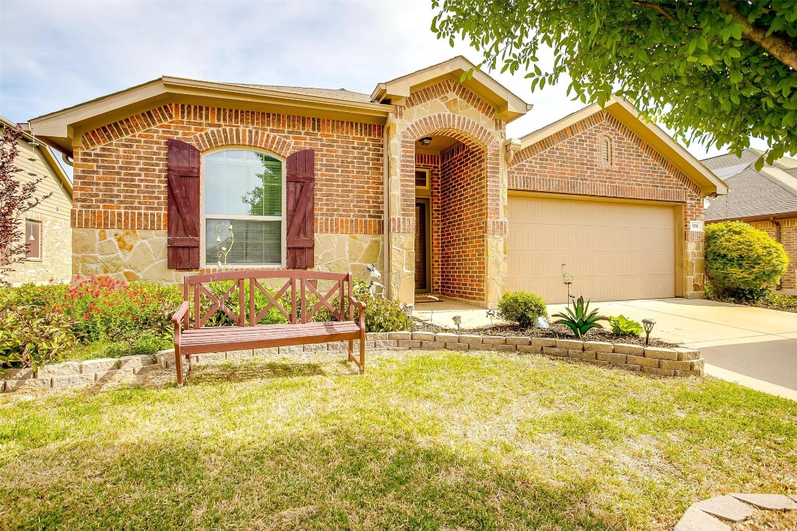 1316 Shelley Drive Burleson TX 76028