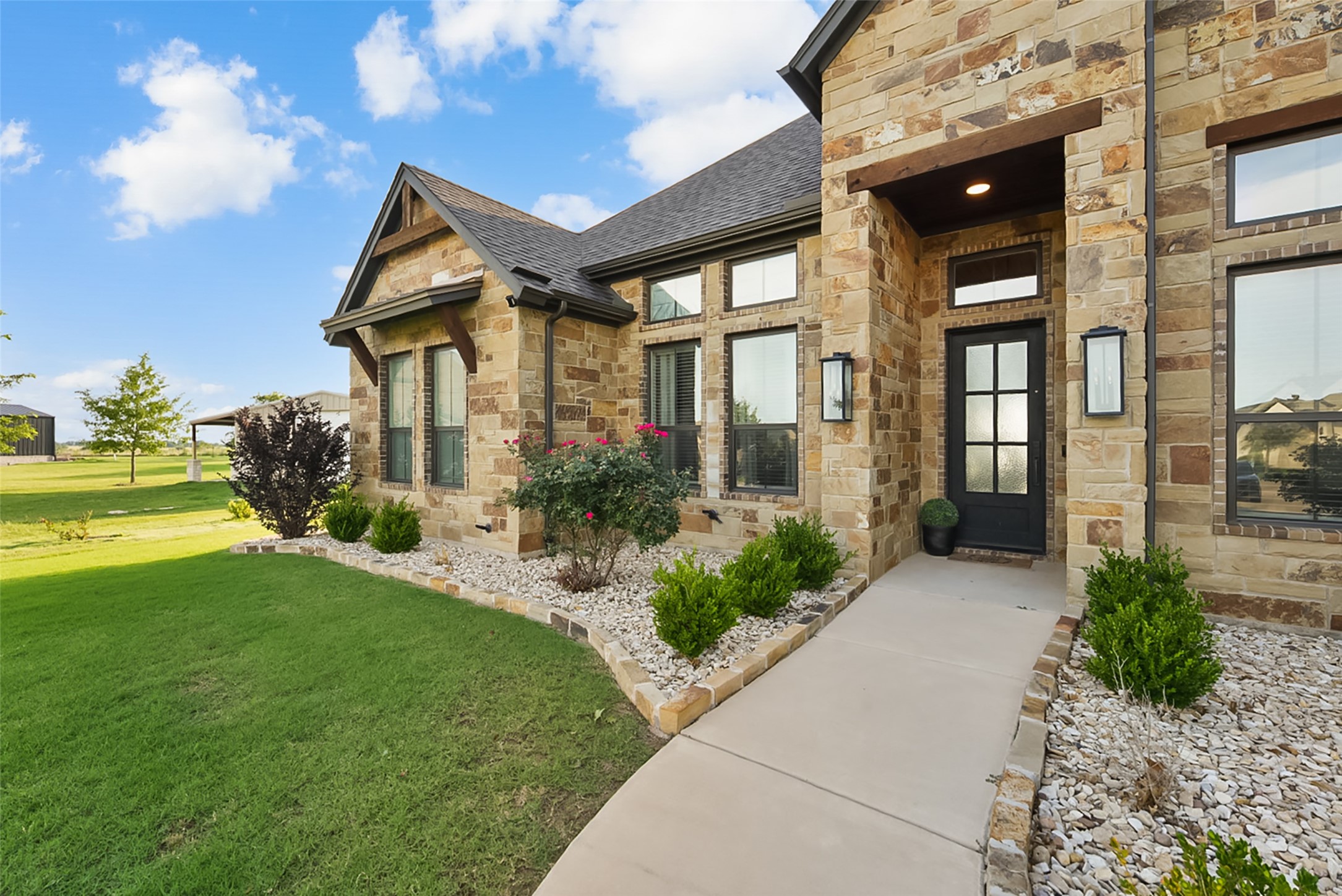 863 Alto Bonito Court Godley TX 76044