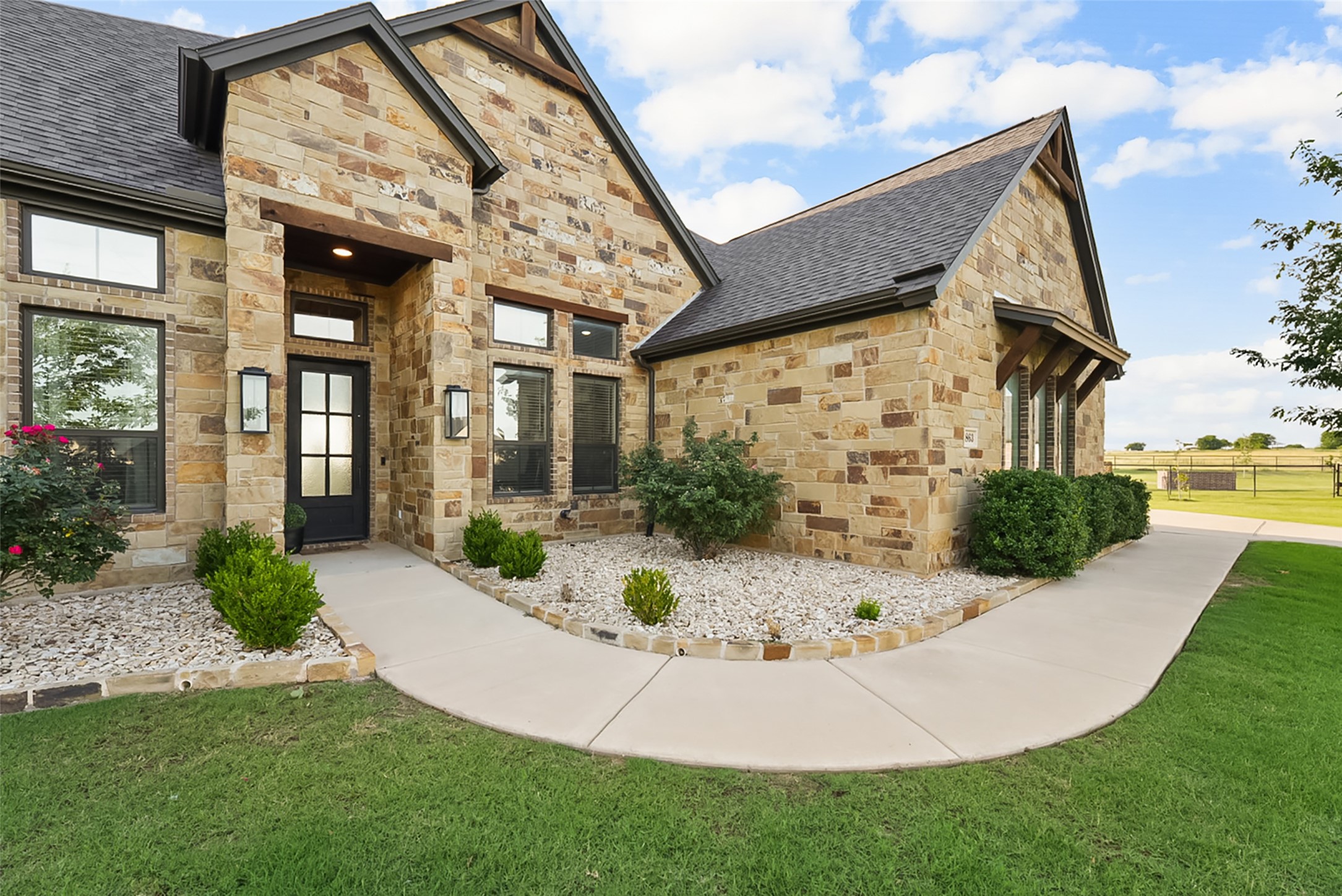 863 Alto Bonito Court Godley TX 76044