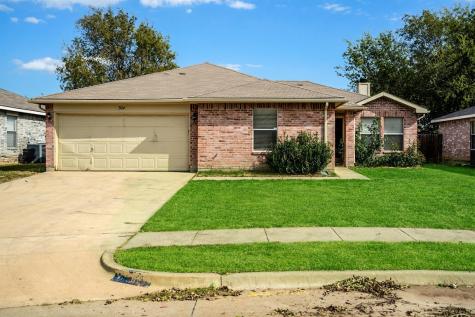 304 Marsha Street Saginaw TX 76179