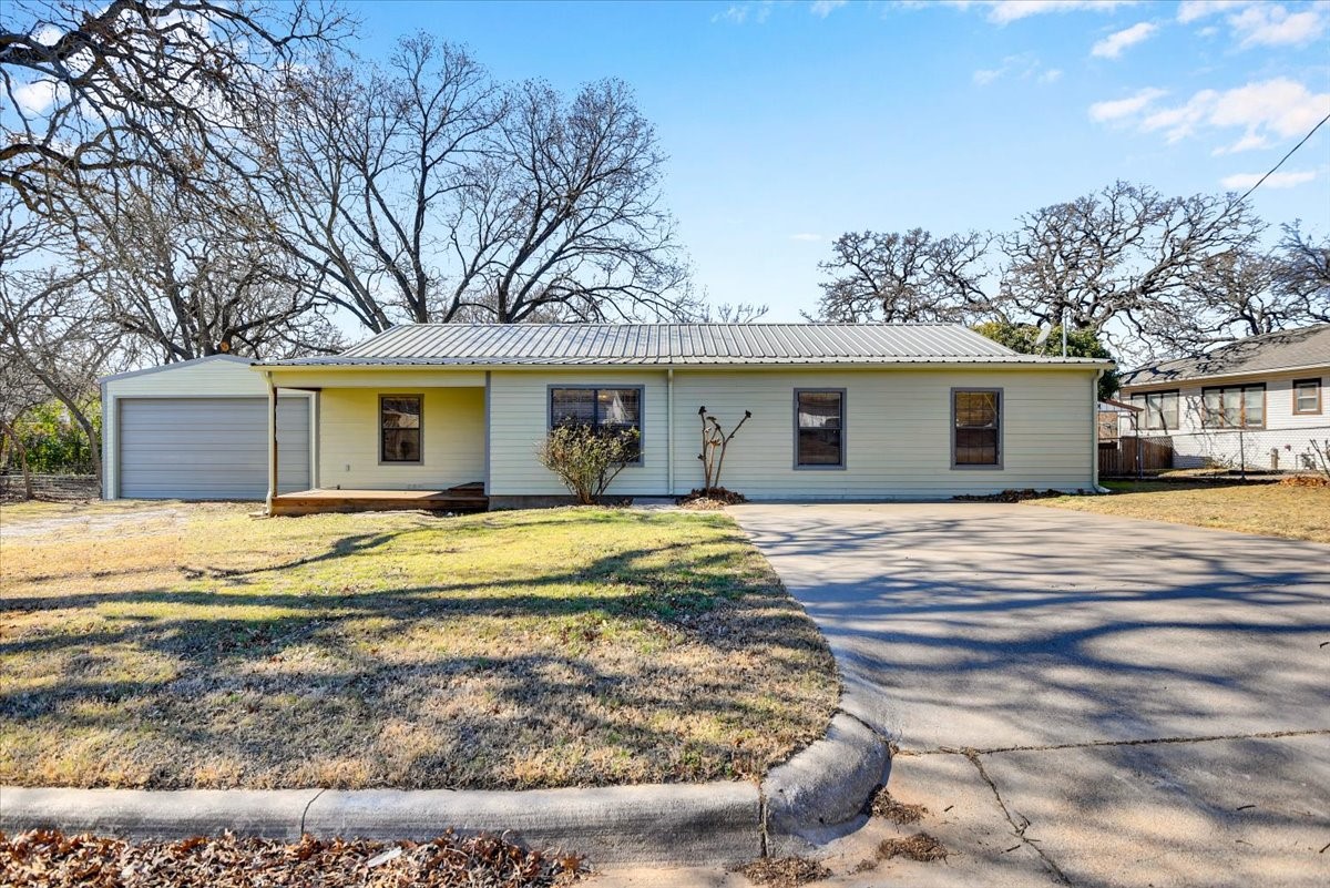 515 Hobson Street Weatherford TX 76086