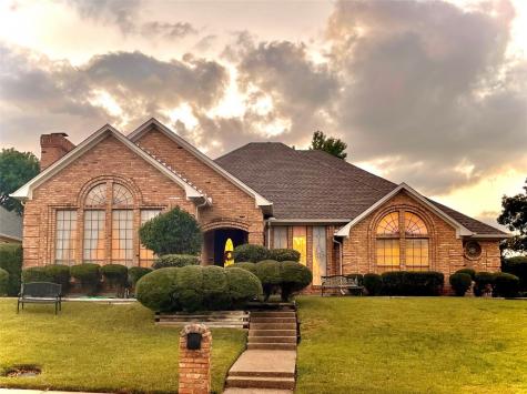 505 Bent Creek Drive Desoto TX 75115