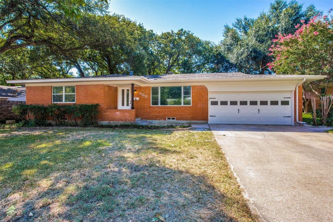 800 Valley View Drive Arlington TX 76010