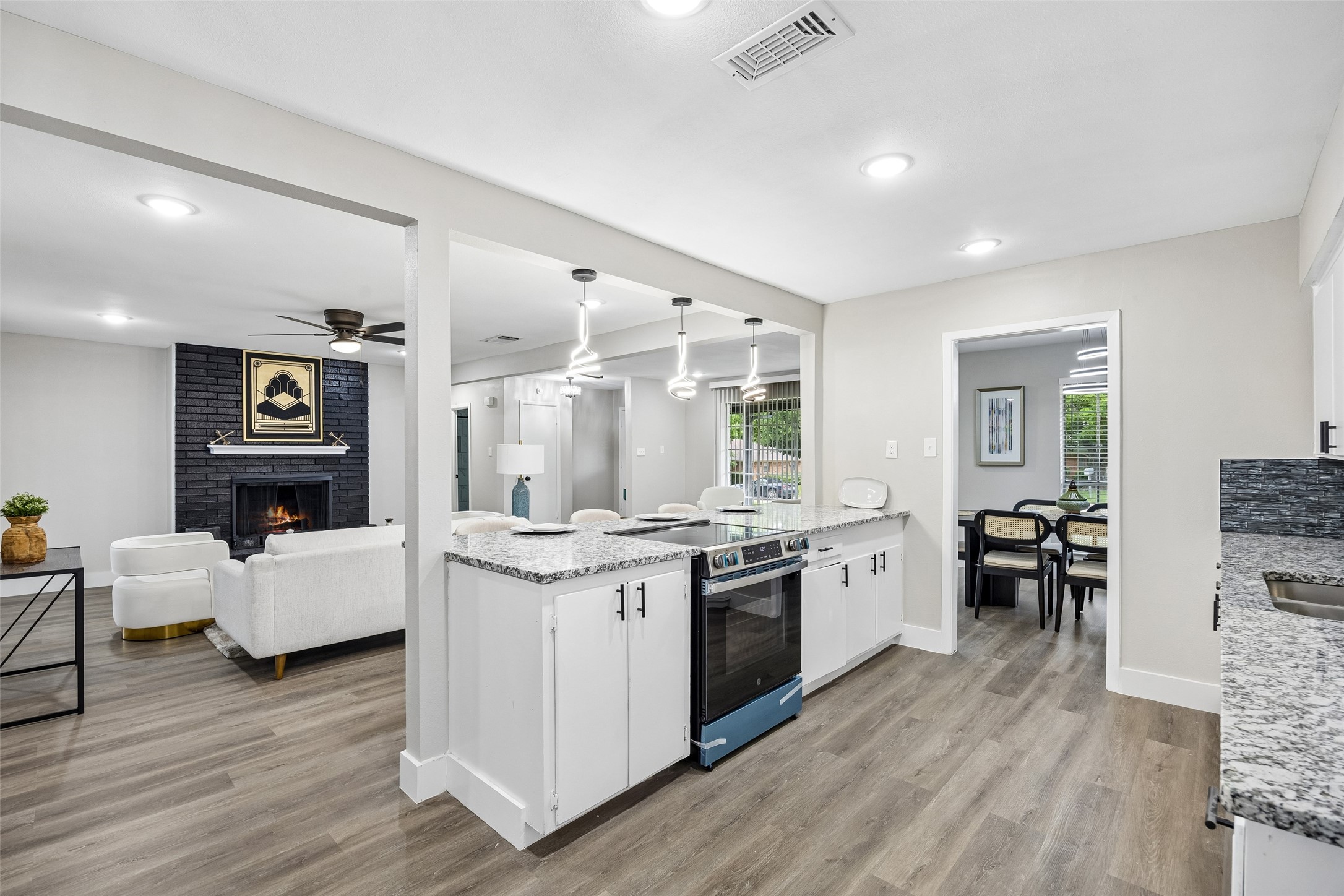 1702 Northcrest Drive Arlington TX 76012