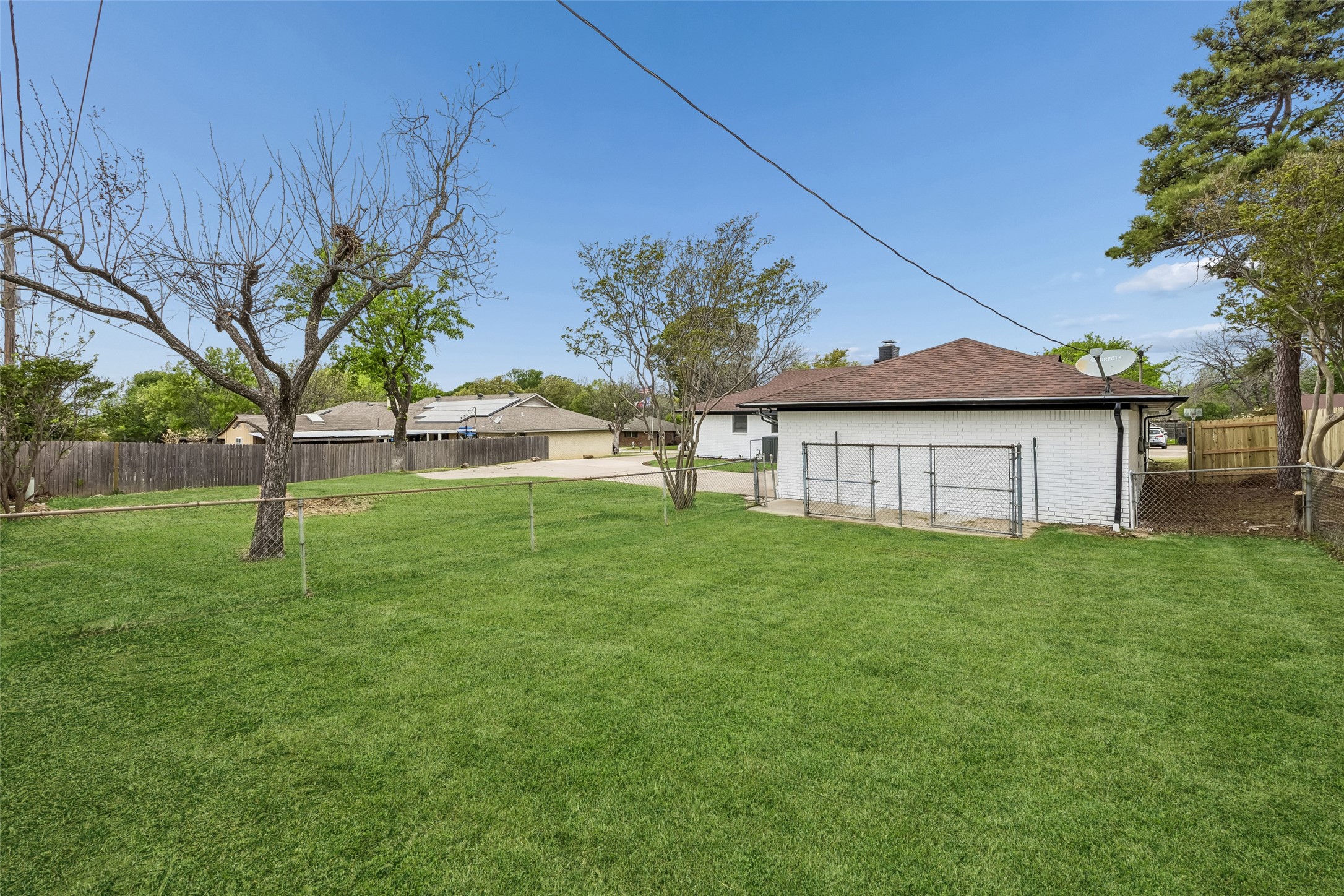 1702 Northcrest Drive Arlington TX 76012