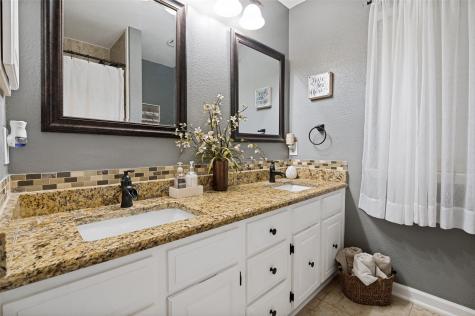 1516 Cripple Creek Court Desoto TX 75115