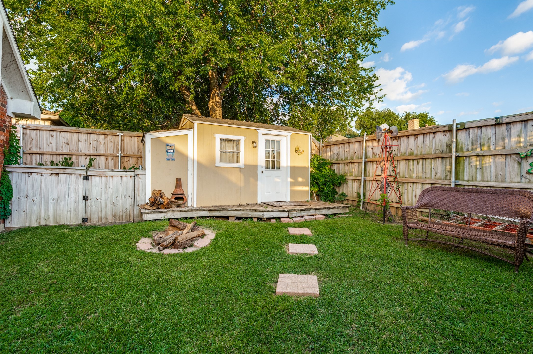 1516 Cripple Creek Court Desoto TX 75115