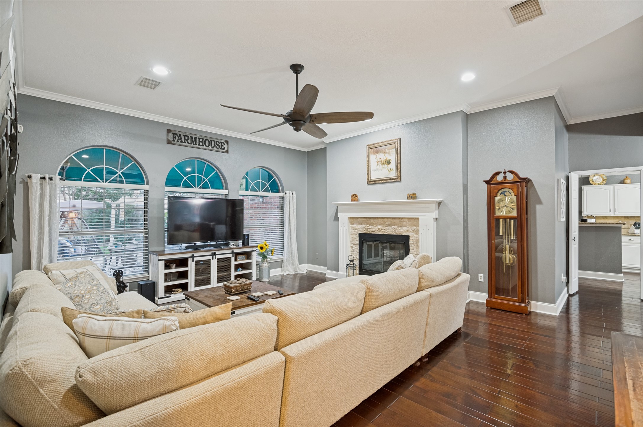 1516 Cripple Creek Court Desoto TX 75115