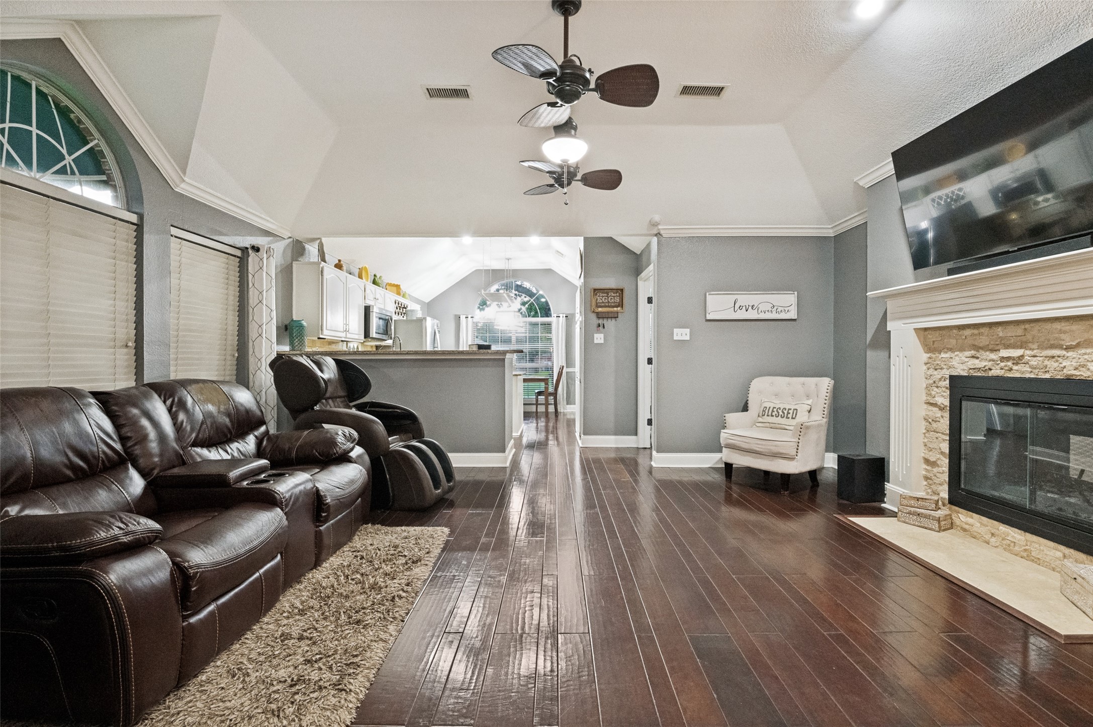 1516 Cripple Creek Court Desoto TX 75115