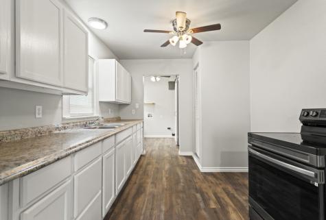 407 W Carnegie Street Winnsboro TX 75494