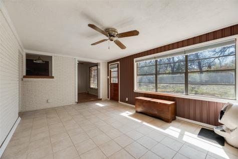 1610 Laurelwood Drive Denton TX 76209