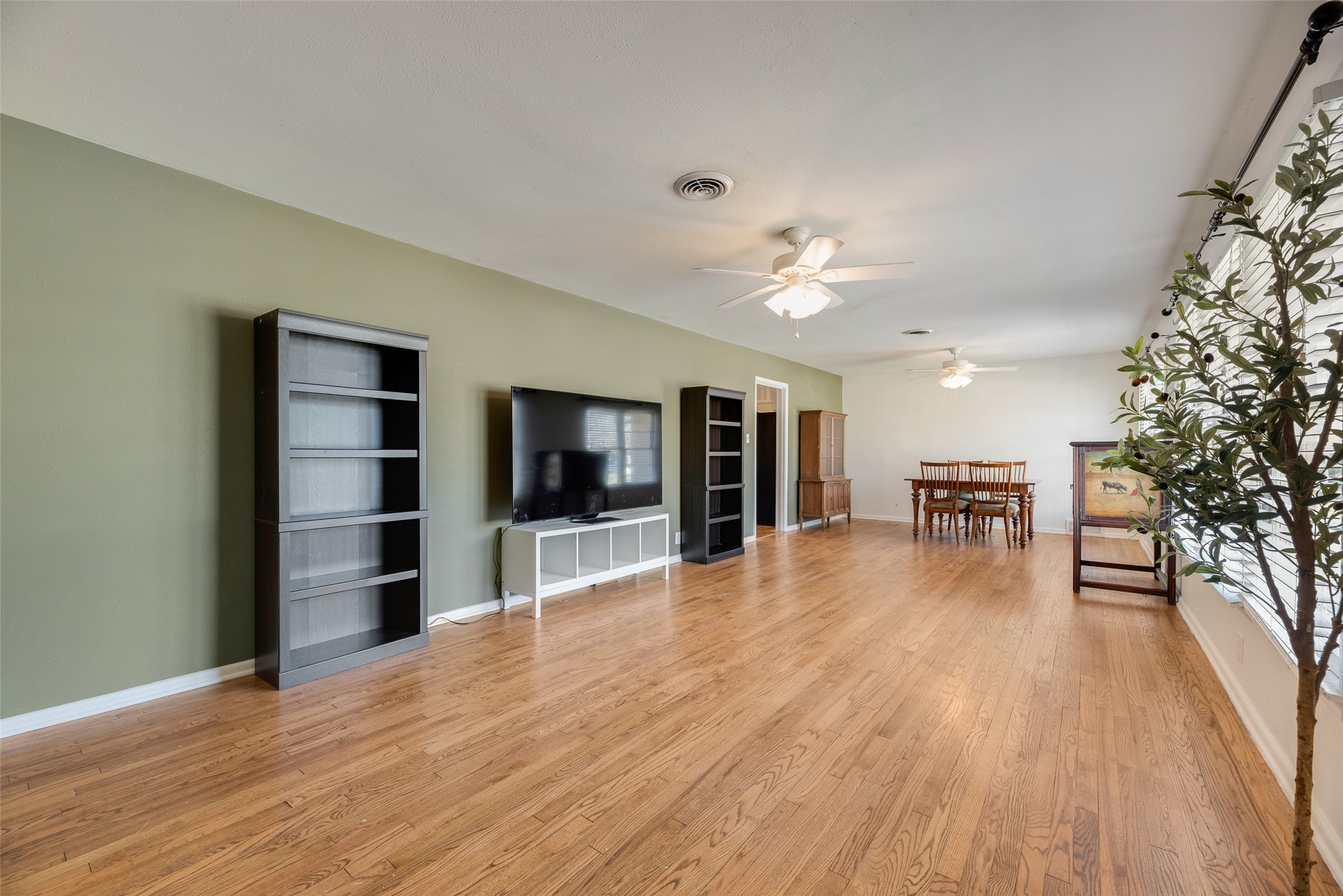 1610 Laurelwood Drive Denton TX 76209