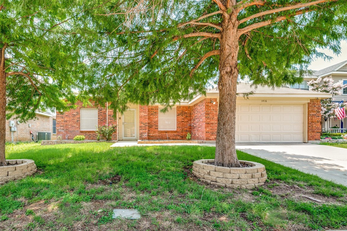 1416 Pepperidge Lane Fort Worth TX 76131