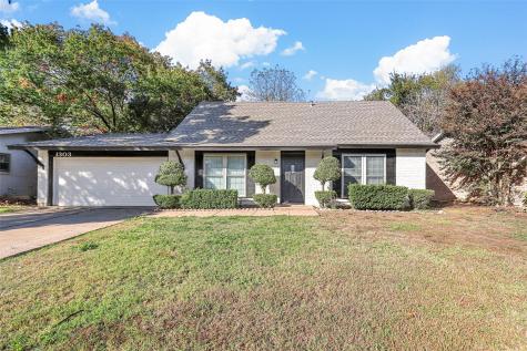 1303 Rebecca Lane Arlington TX 76014