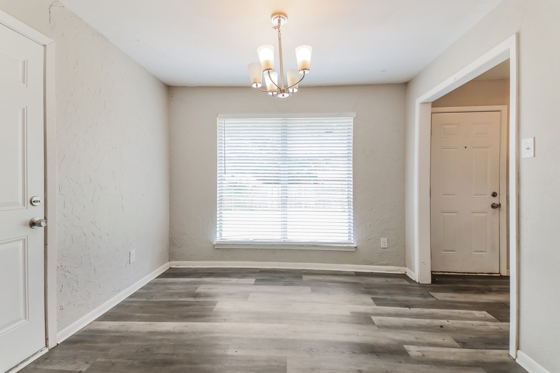 1718 Joan Drive Dallas TX 75217