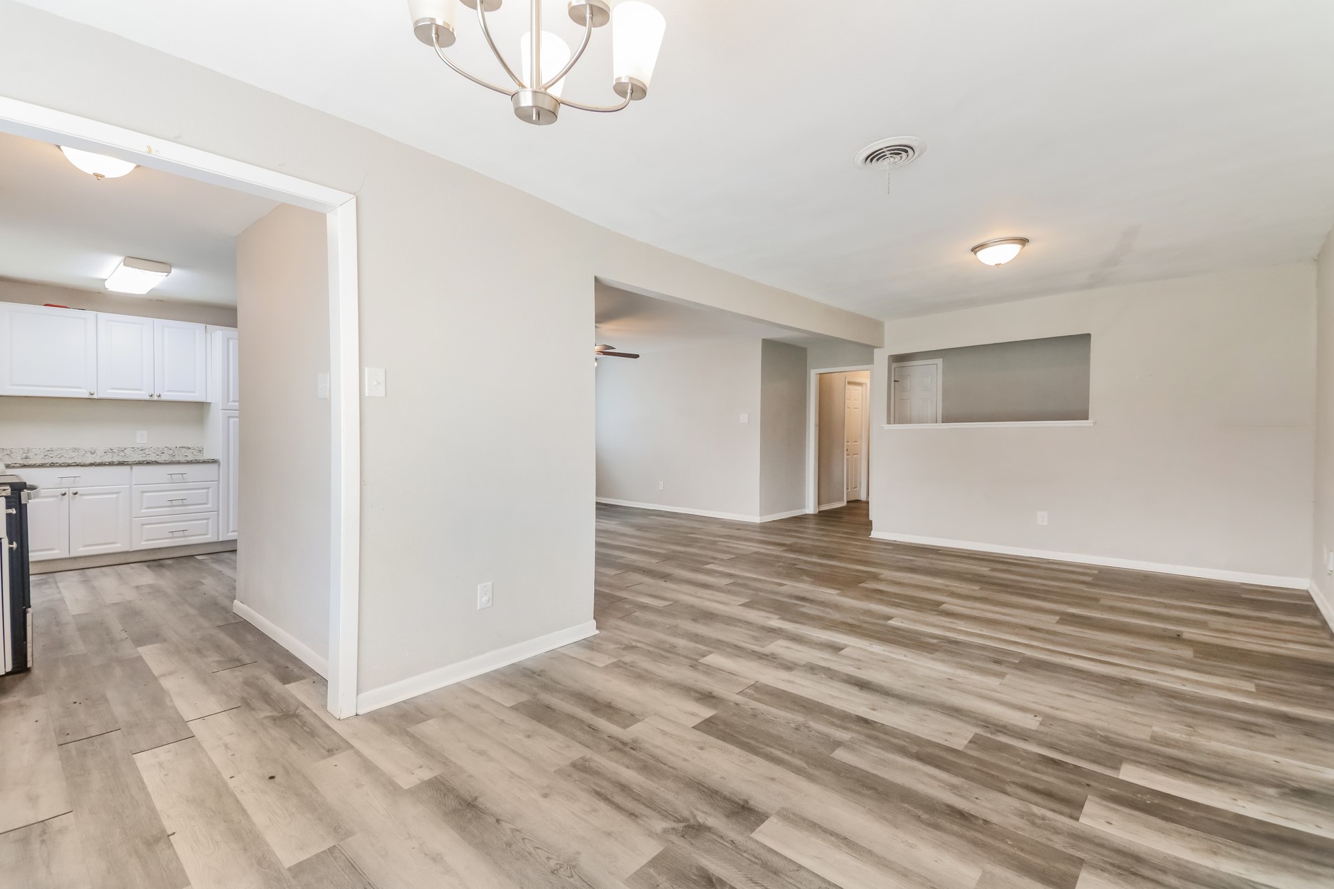 1718 Joan Drive Dallas TX 75217