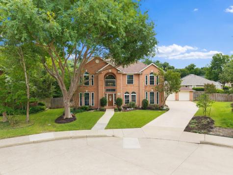 716 Mockingbird Court Crowley TX 76036