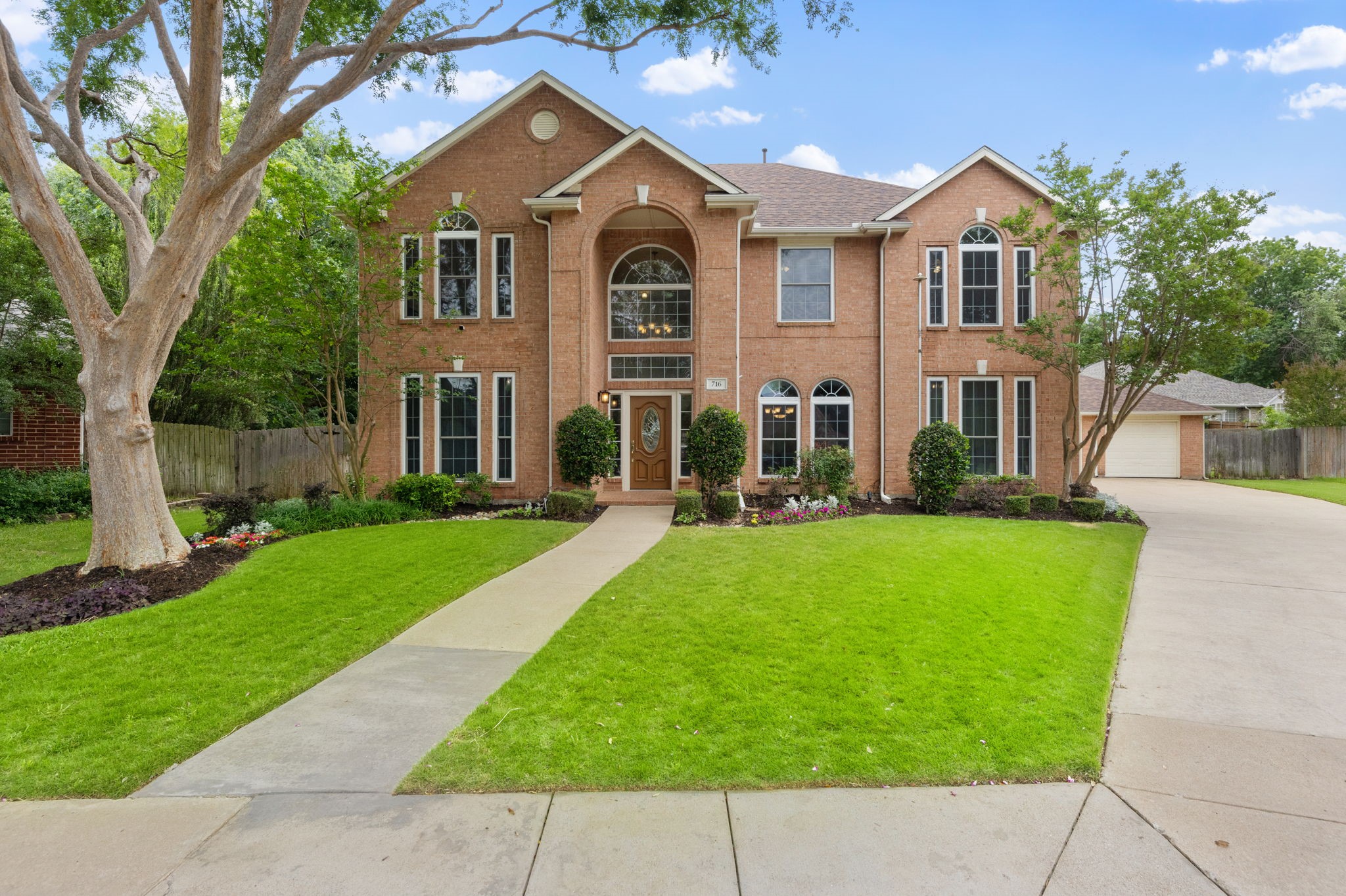 716 Mockingbird Court Crowley TX 76036